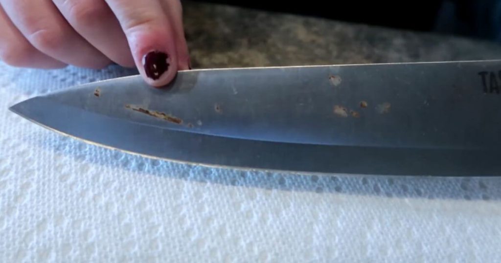 How to Clean Rust off Damascus Steel